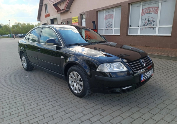 Volkswagen Passat cena 8500 przebieg: 278000, rok produkcji 2002 z Olecko małe 106